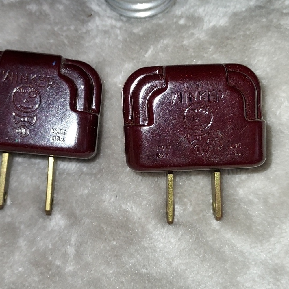 Vintage Bakelite Winker Light Flasher Blinker Art Deco Style Plug